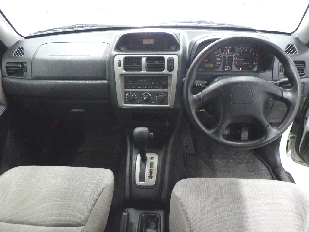 MITSUBISHI PAJERO IO