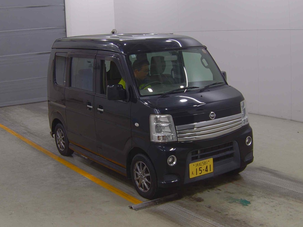 NISSAN NV100 CLIPPER