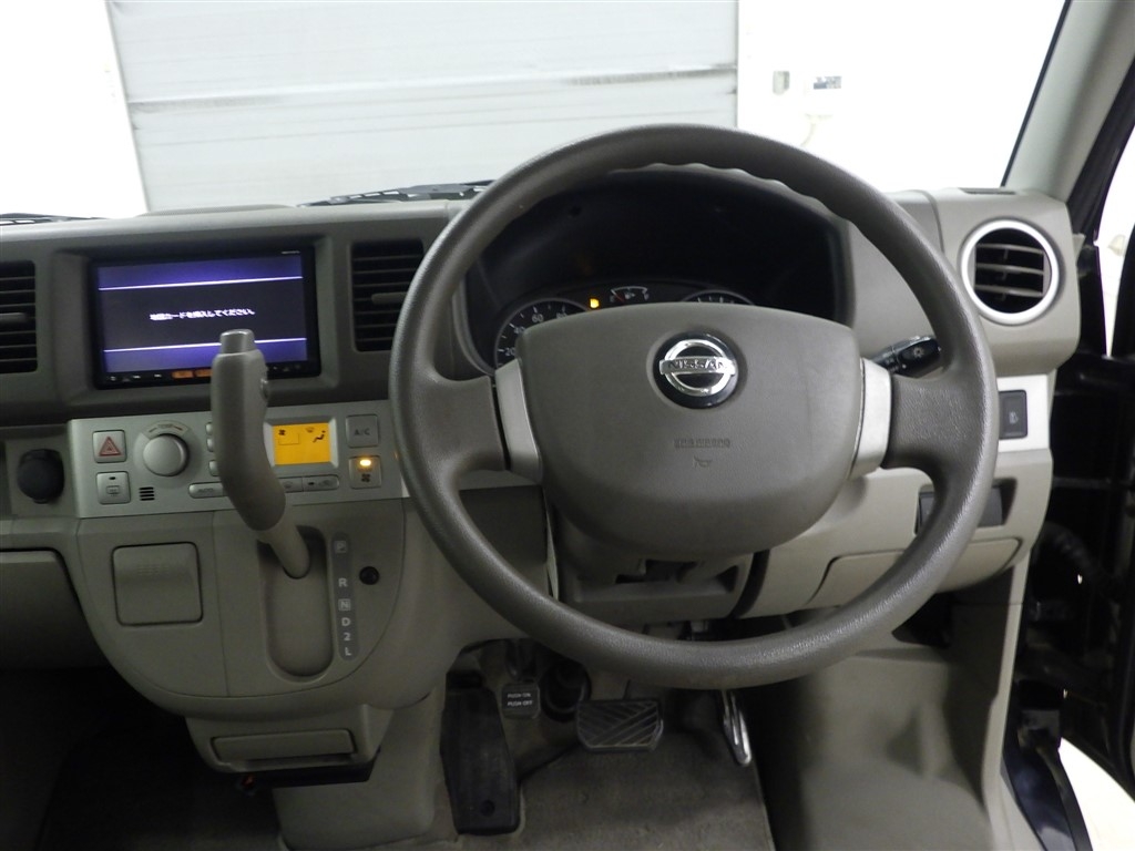 NISSAN NV100 CLIPPER