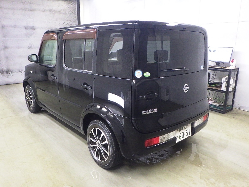 NISSAN CUBE