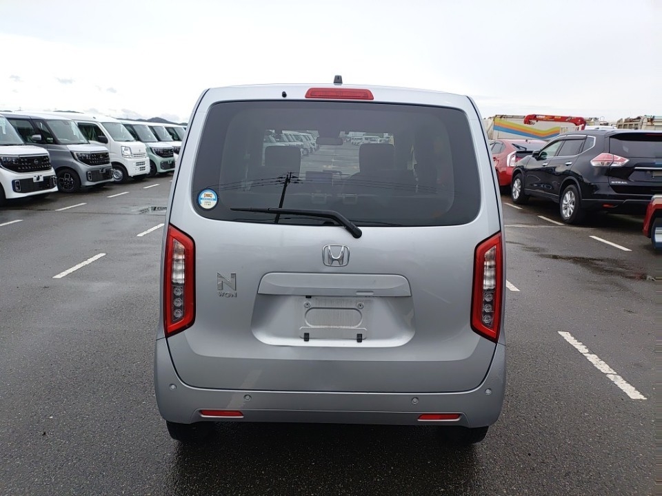 HONDA N-WGN