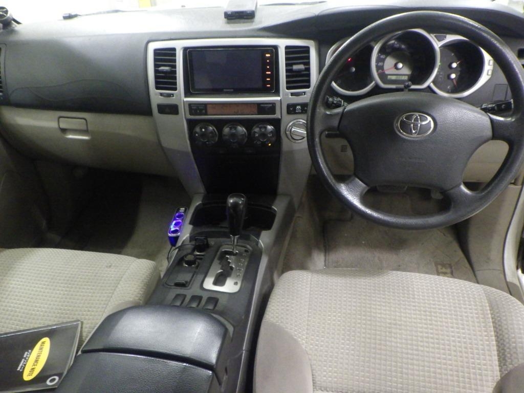 TOYOTA HILUX SURF