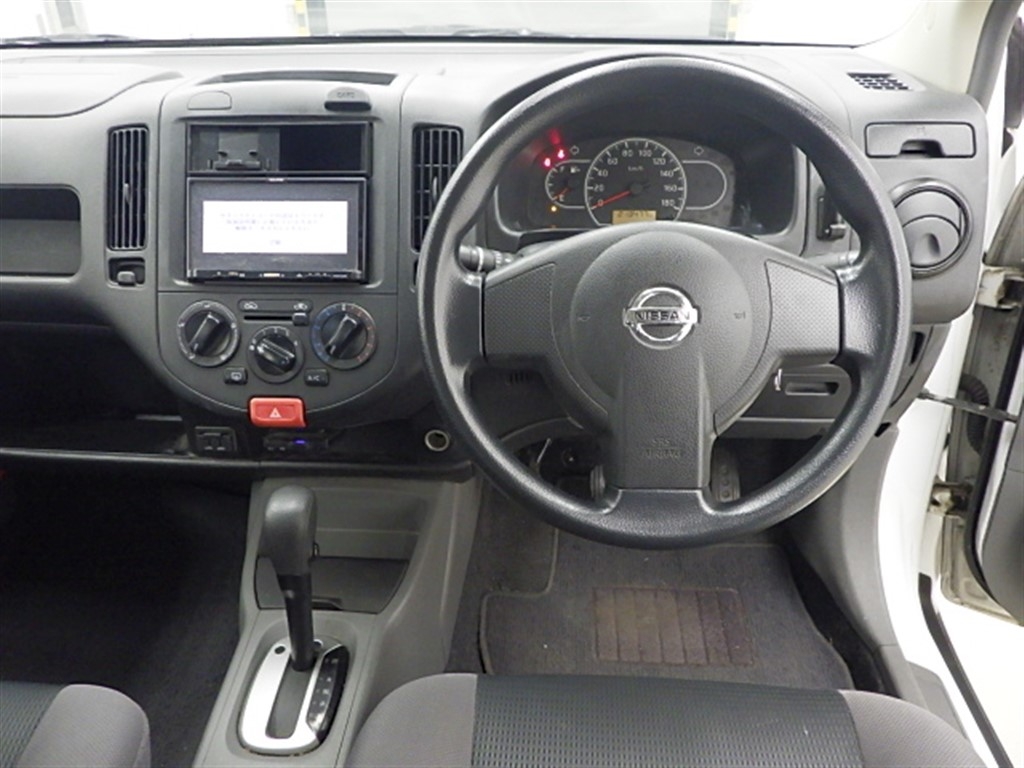 NISSAN AD