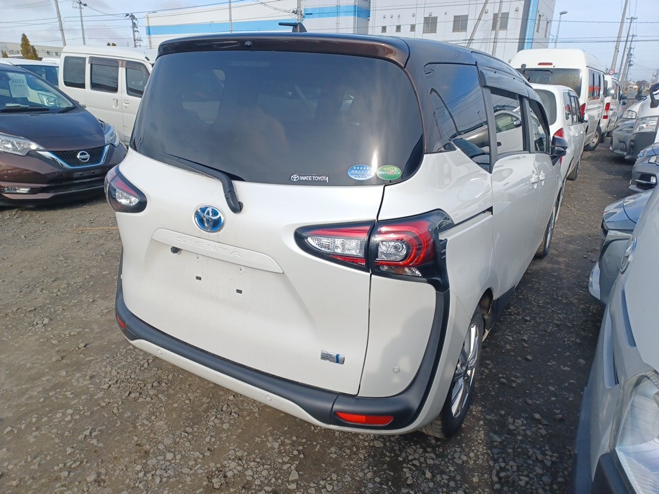TOYOTA SIENTA