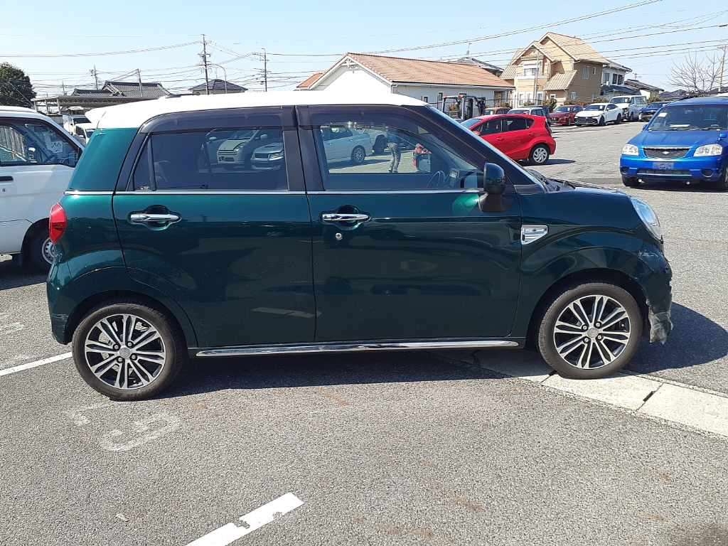 DAIHATSU CAST