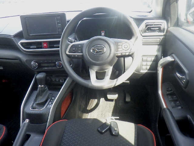 DAIHATSU ROCKY