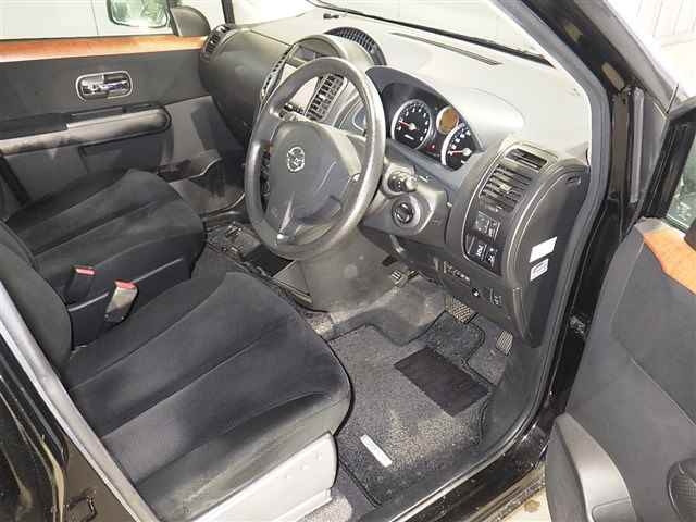 NISSAN LAFESTA