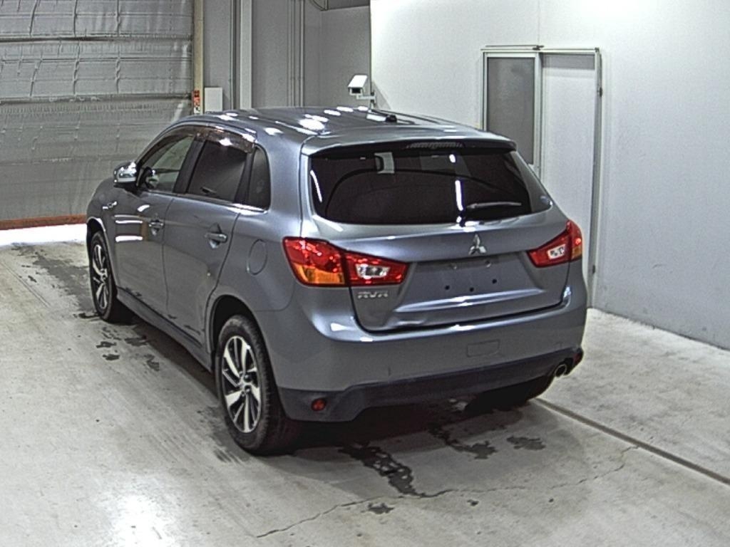 MITSUBISHI RVR
