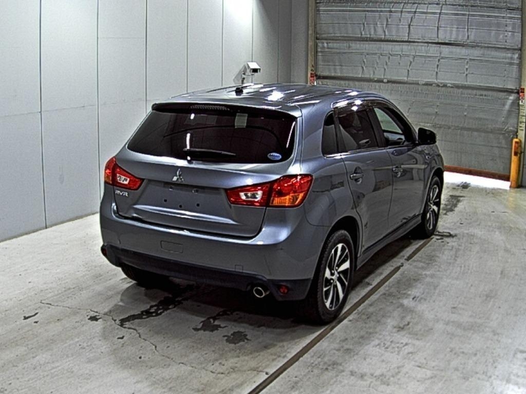 MITSUBISHI RVR