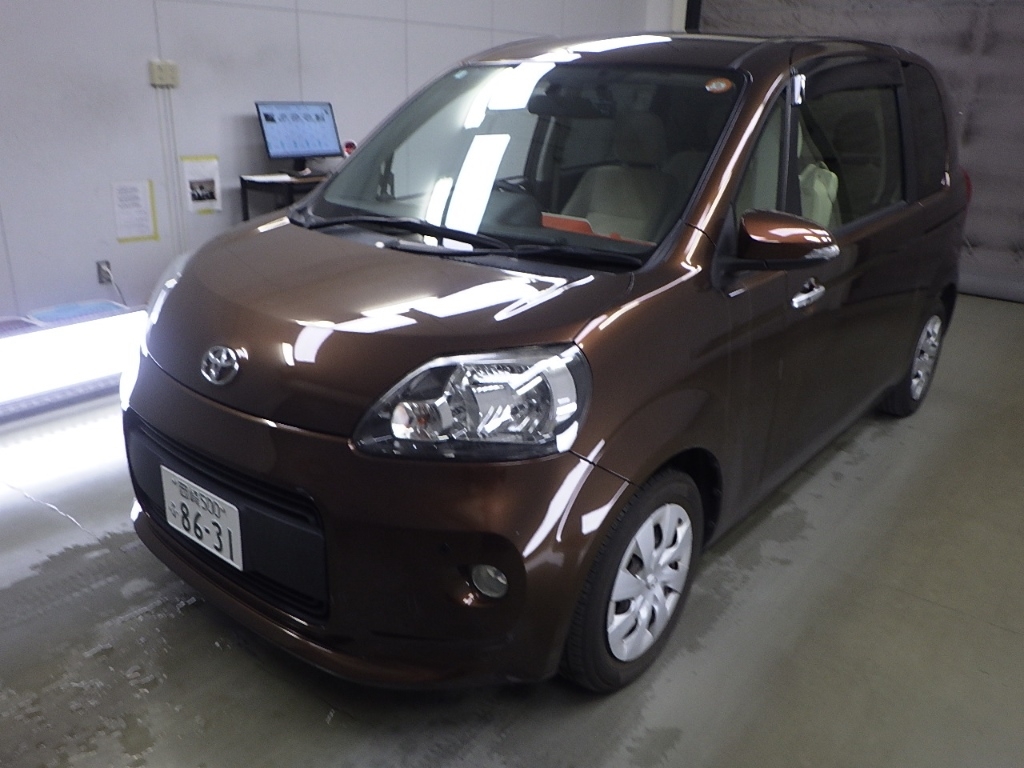 TOYOTA PORTE