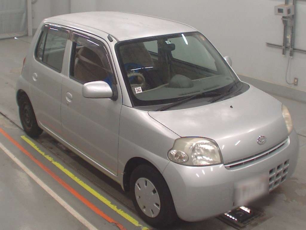 DAIHATSU ESSE