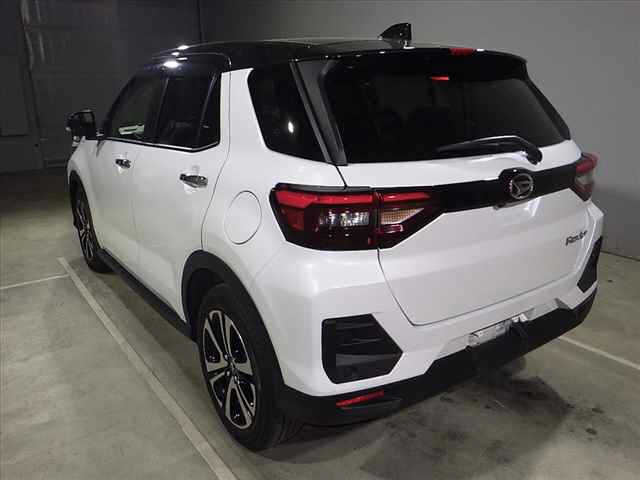 DAIHATSU ROCKY