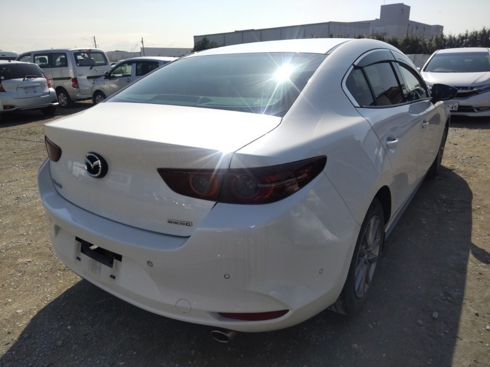 MAZDA MAZDA3