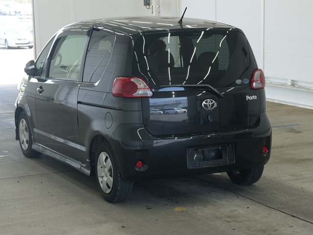 TOYOTA PORTE