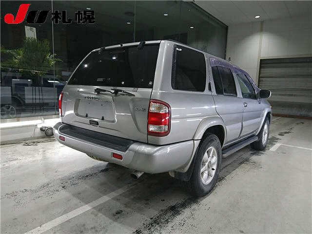 NISSAN TERRANO