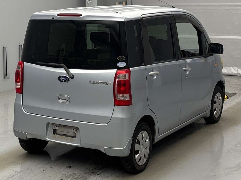 SUBARU LUCRA