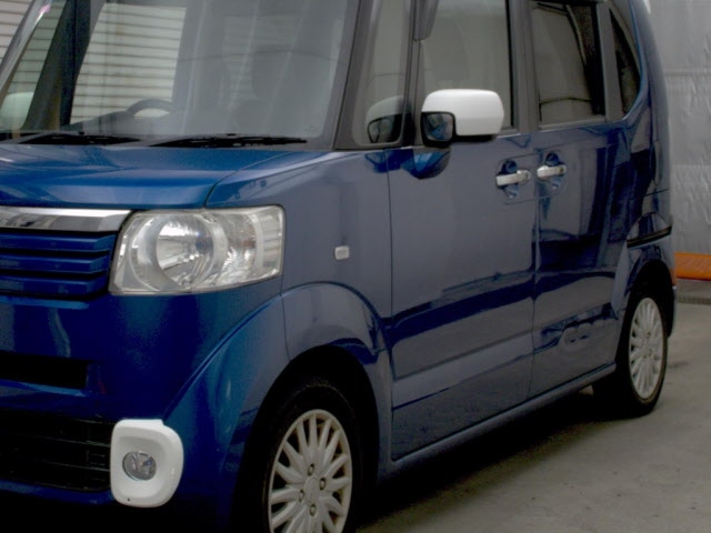 HONDA N-BOX+