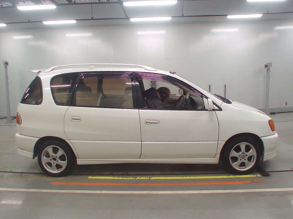 TOYOTA IPSUM