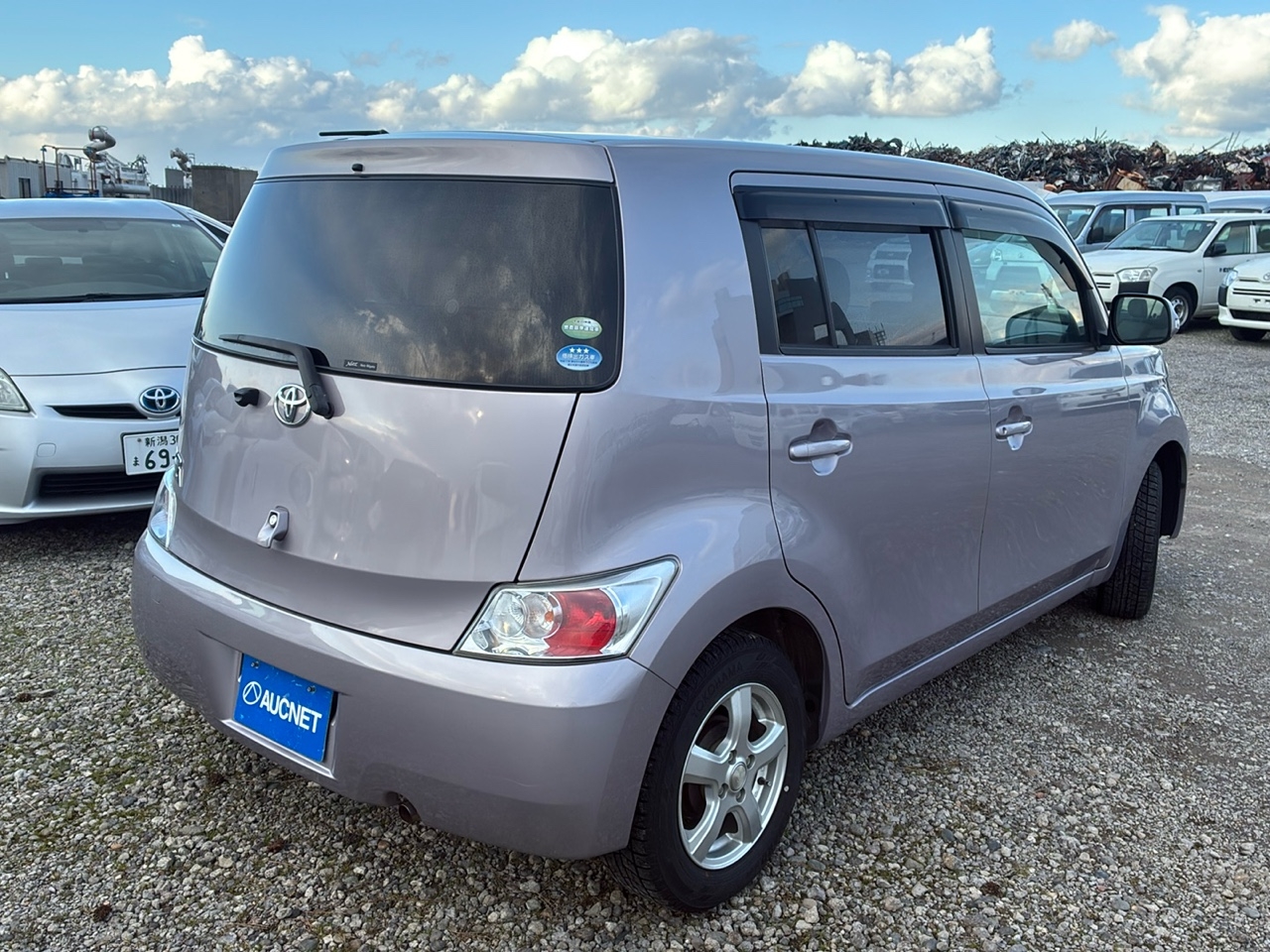 TOYOTA BB