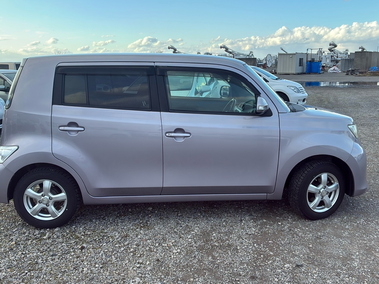 TOYOTA BB