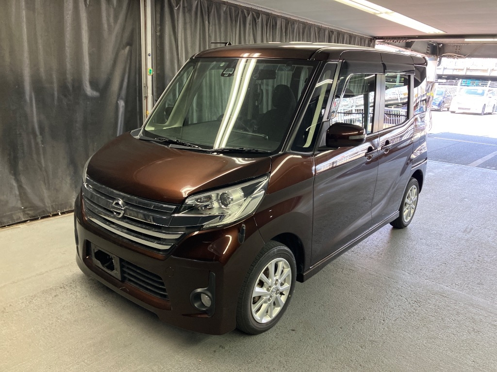 NISSAN DAYZ ROOX