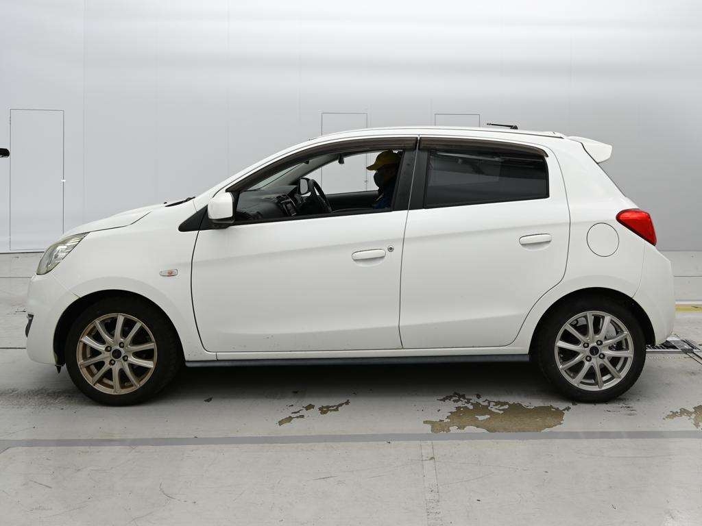MITSUBISHI MIRAGE