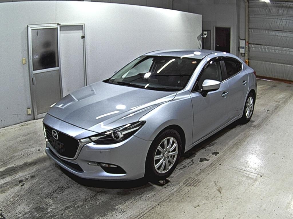 MAZDA AXELA