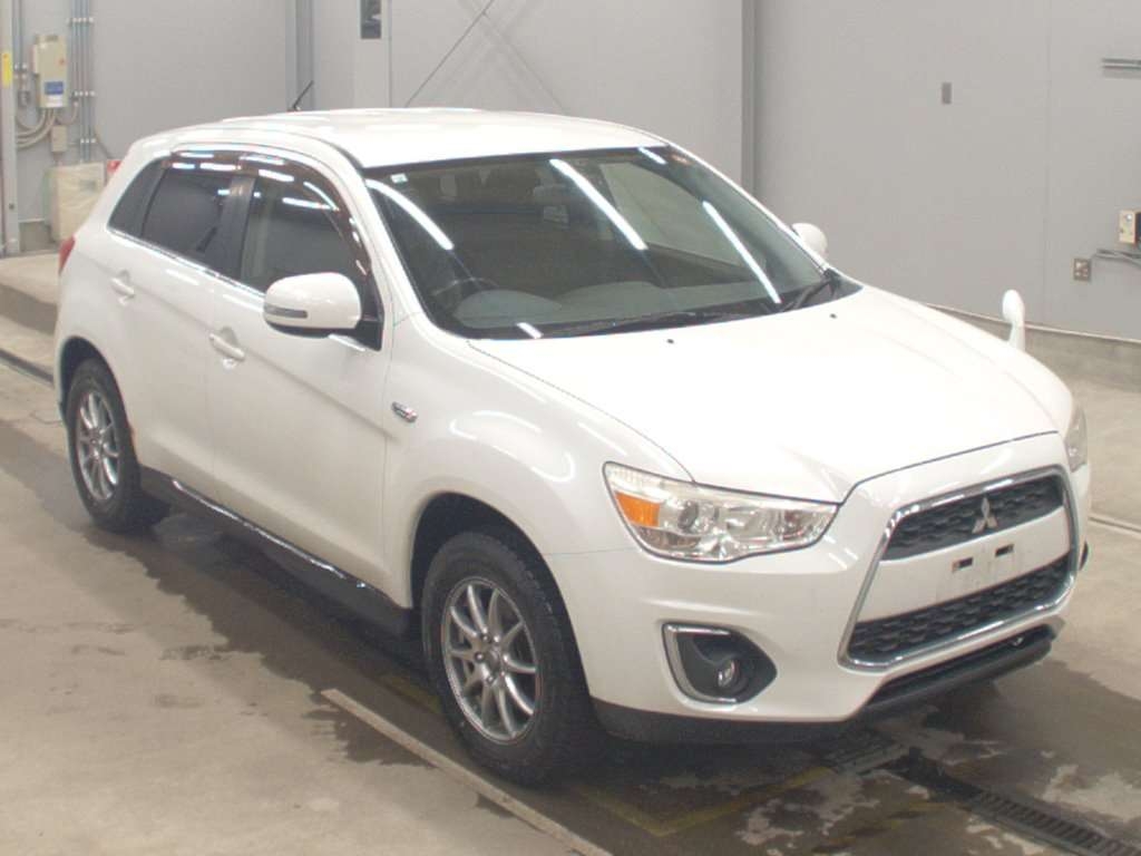 MITSUBISHI RVR