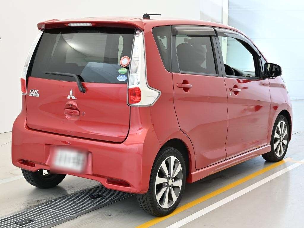 MITSUBISHI EK CUSTOM