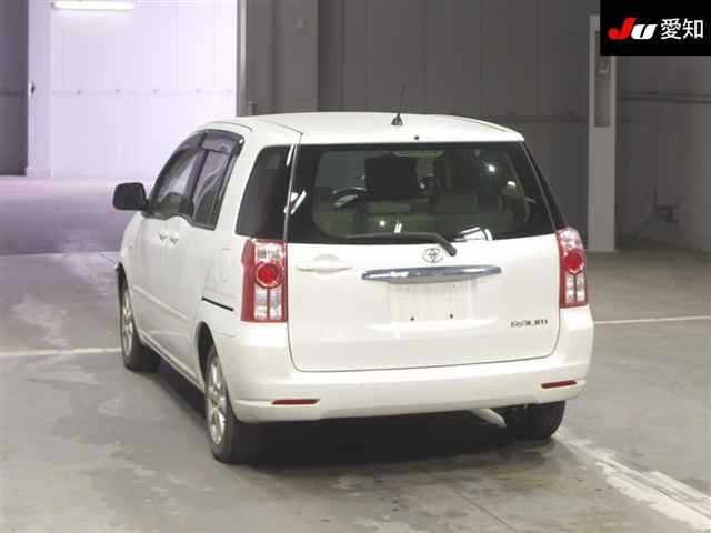 TOYOTA RAUM