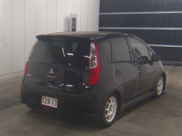MITSUBISHI COLT