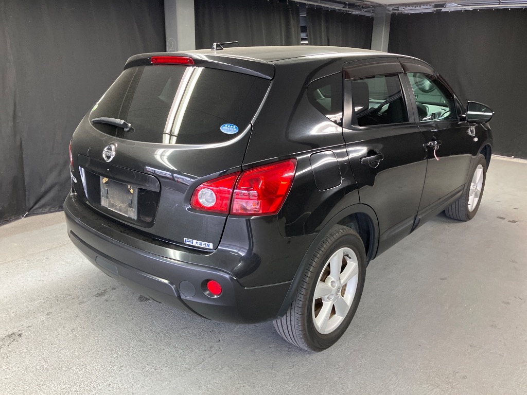 NISSAN DUALIS