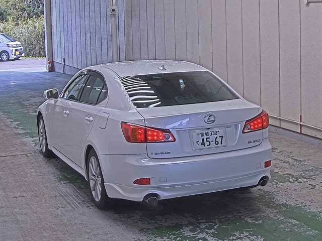 LEXUS IS350