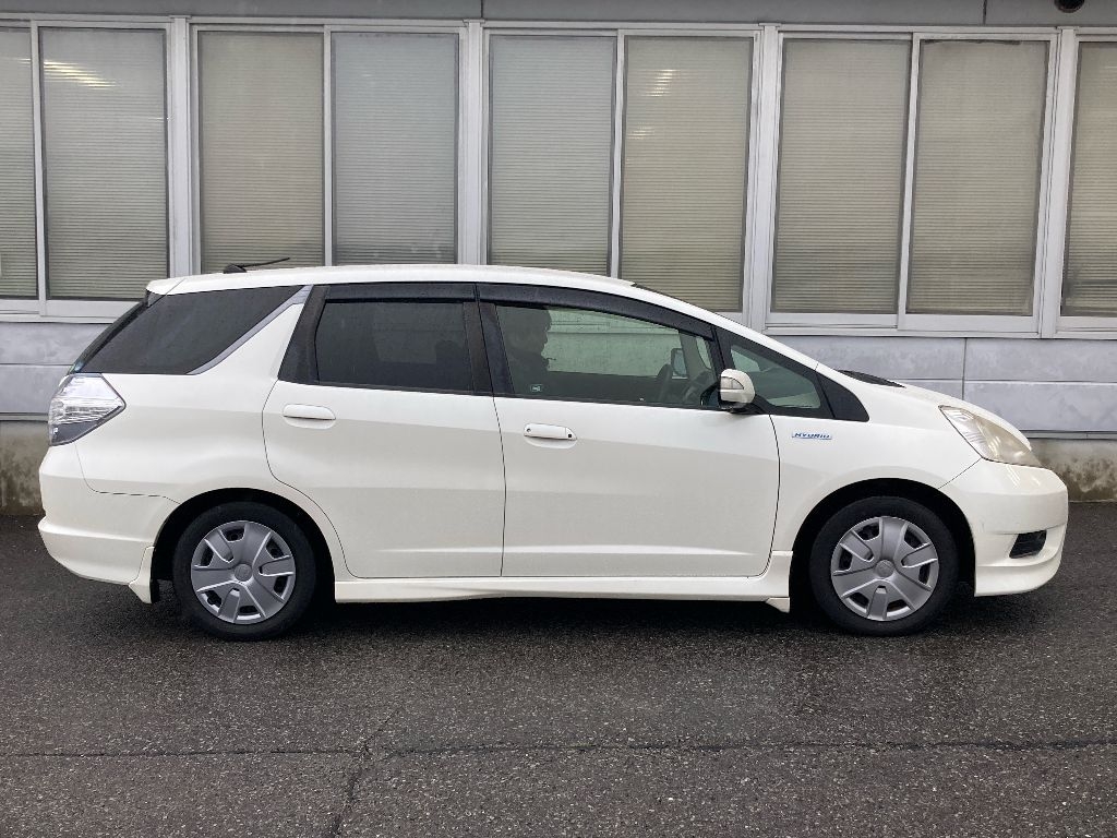 HONDA FIT SHUTTLE
