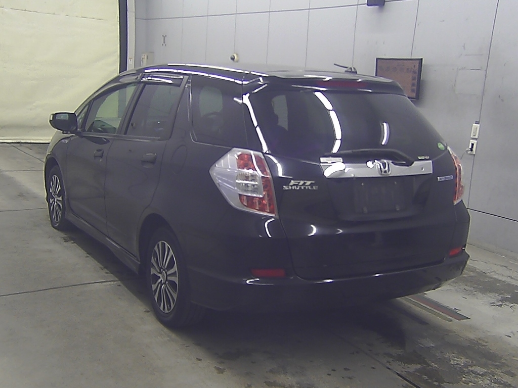 HONDA FIT SHUTTLE