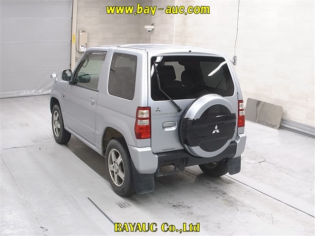 MITSUBISHI PAJERO MINI