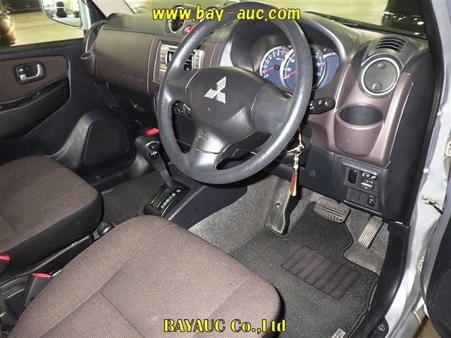 MITSUBISHI PAJERO MINI