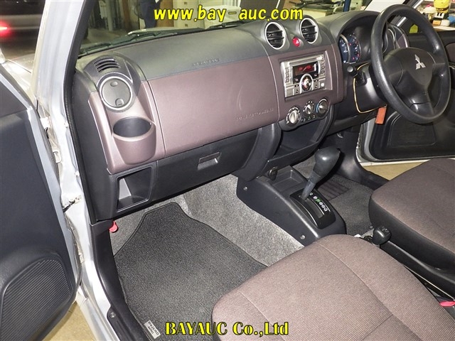 MITSUBISHI PAJERO MINI