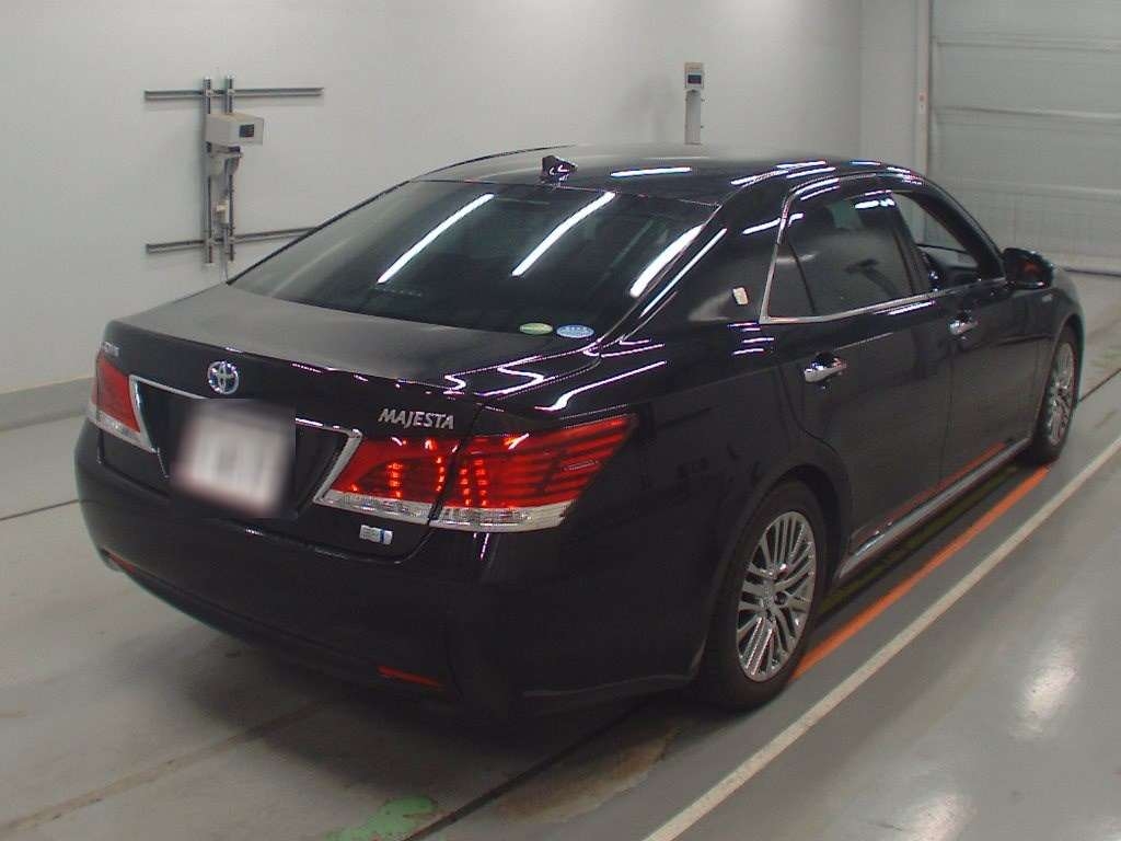 TOYOTA CROWN MAJESTA