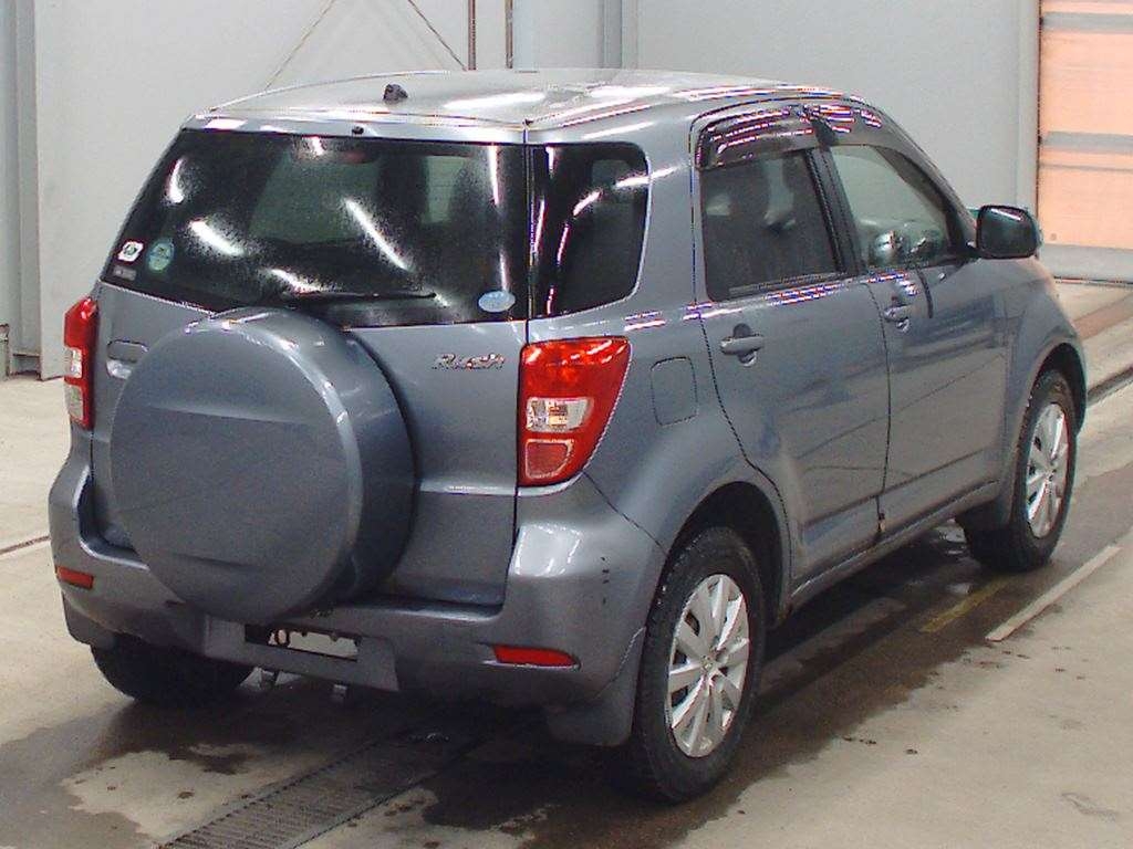 DAIHATSU BE-GO