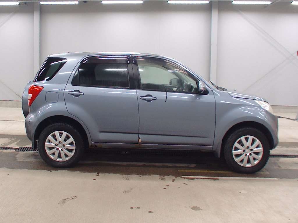 DAIHATSU BE-GO