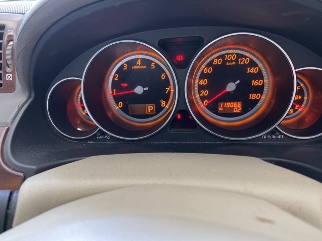 NISSAN FUGA
