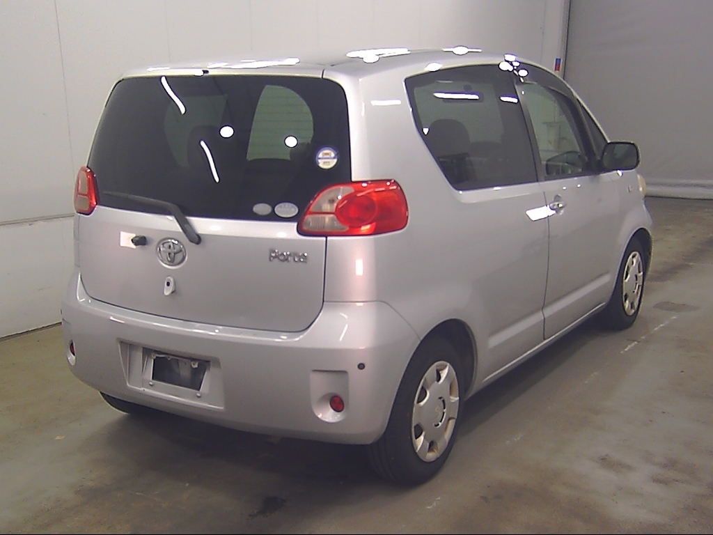 TOYOTA PORTE