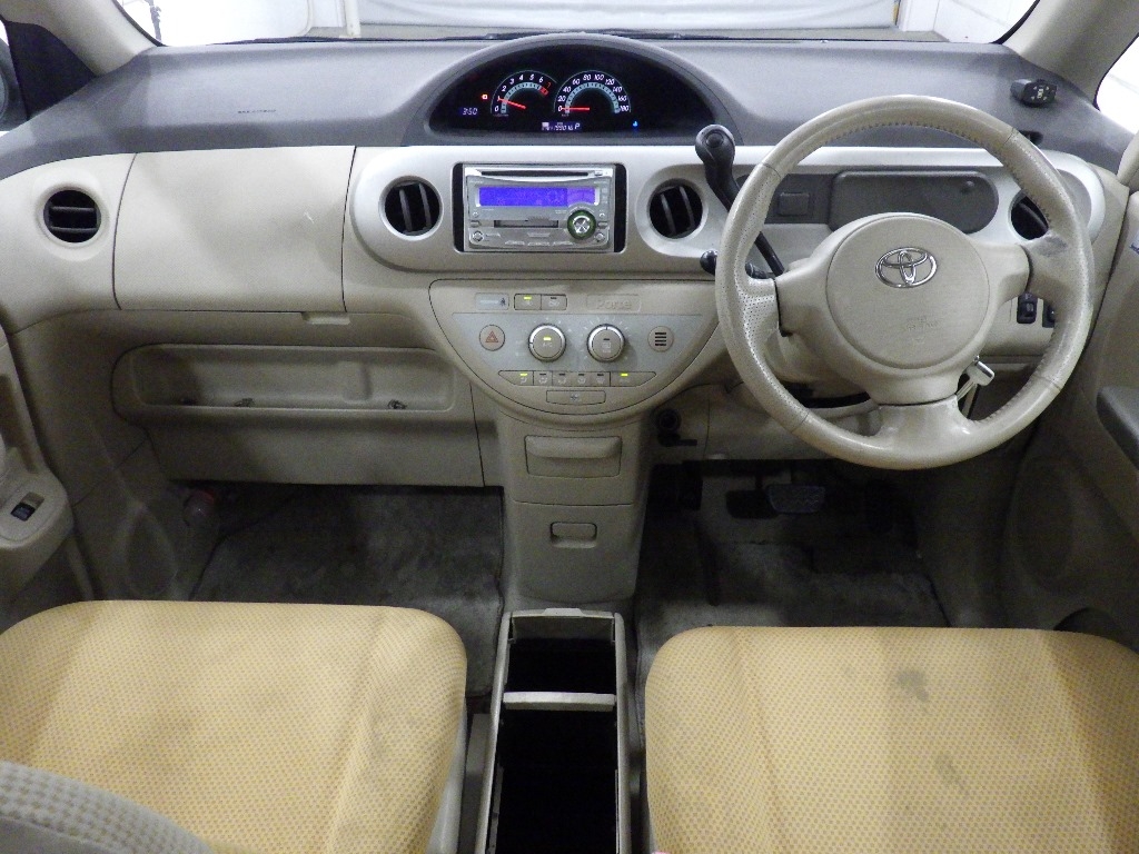 TOYOTA PORTE