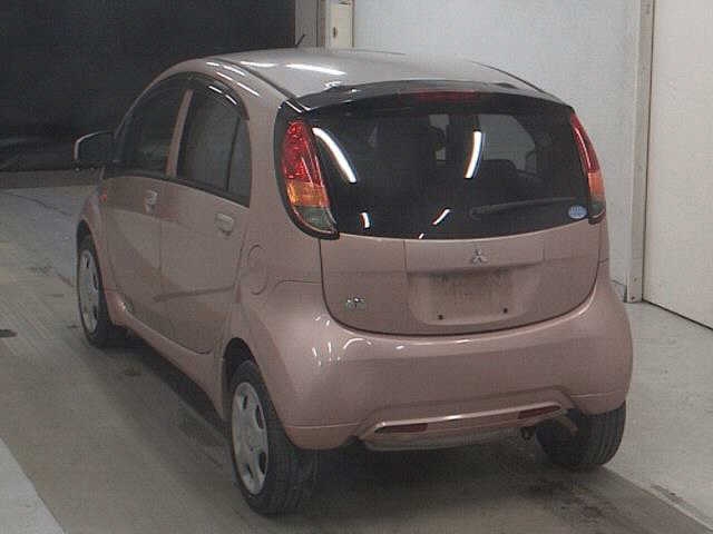 MITSUBISHI I