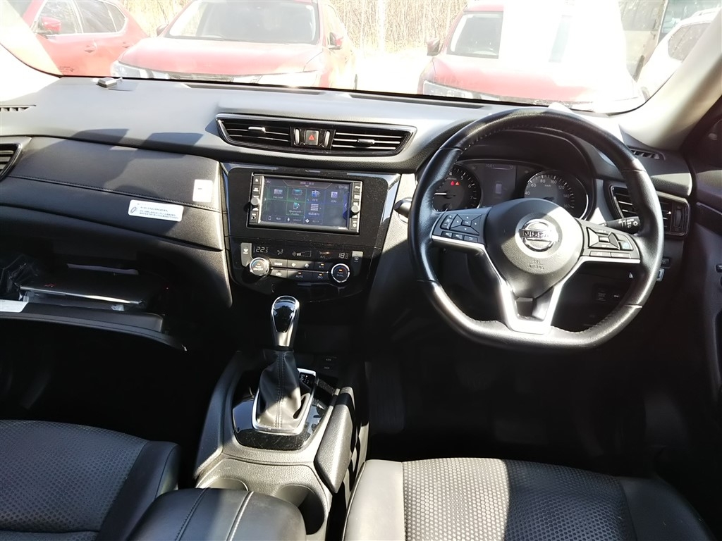 NISSAN X-TRAIL