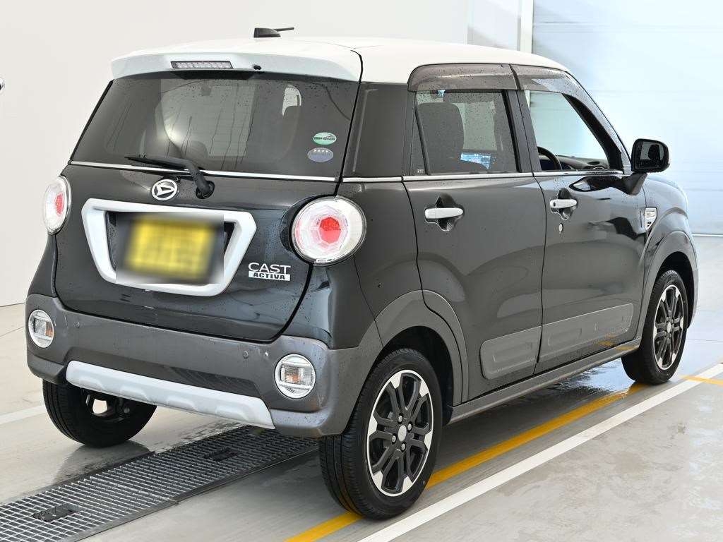 DAIHATSU CAST