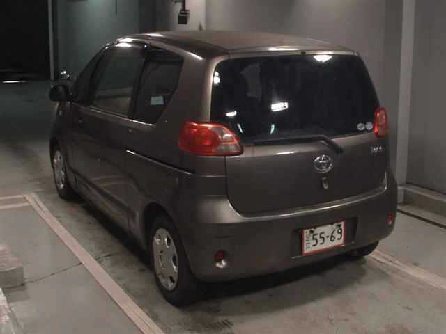 TOYOTA PORTE
