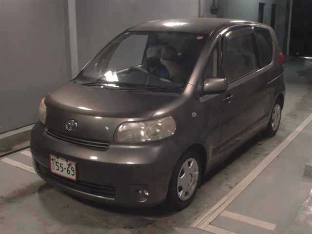 TOYOTA PORTE