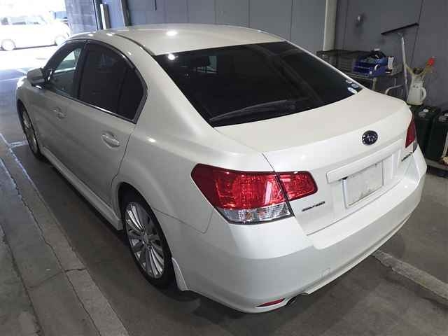 SUBARU LEGACY B4